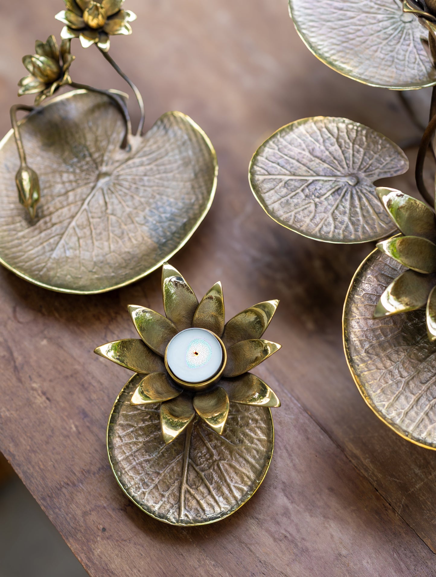 LOTUS T LIGHT HOLDER