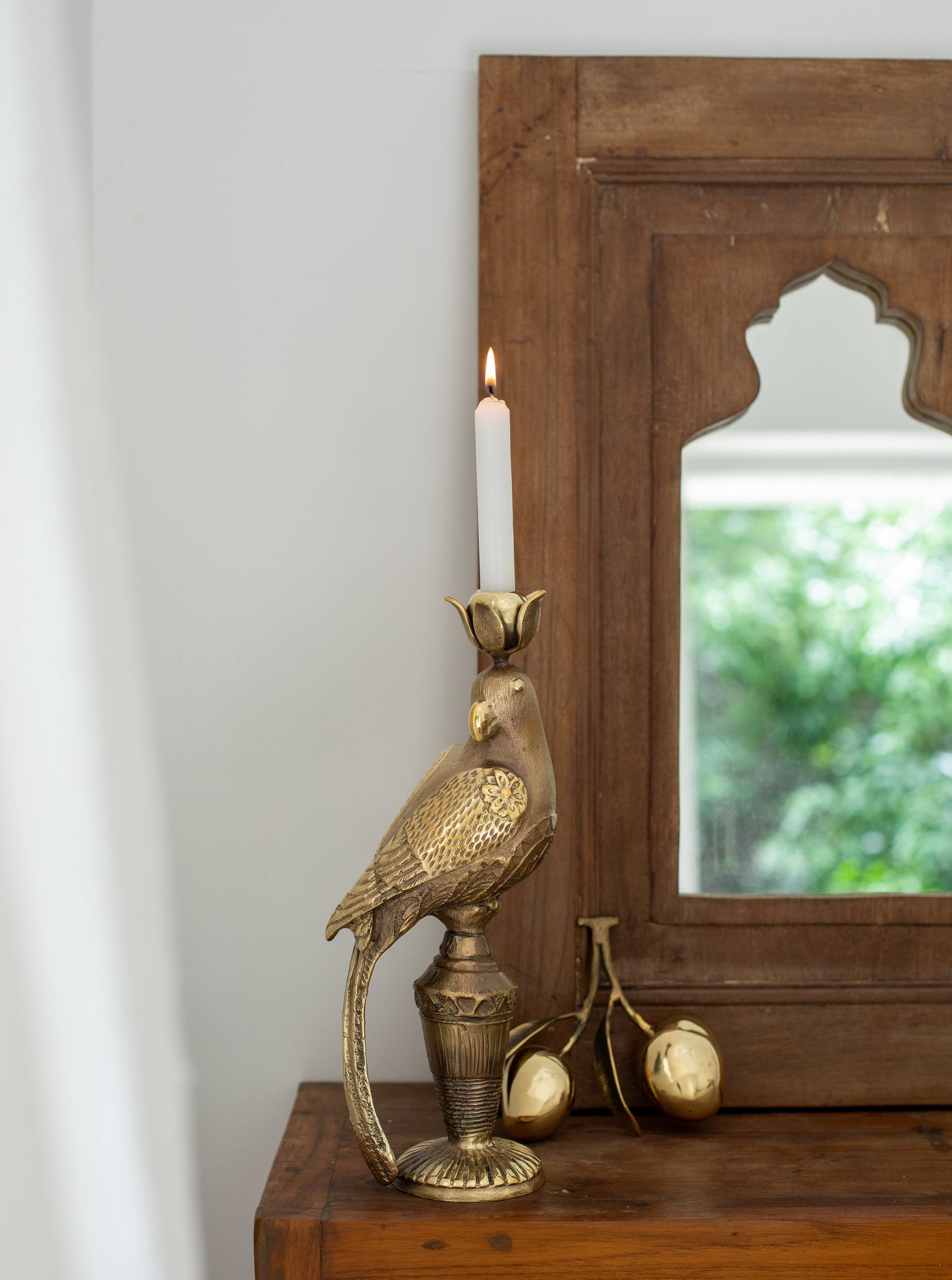 MITHU CANDLE HOLDER
