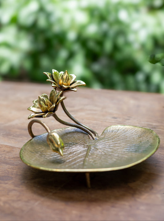 STYLISED LOTUS SCULPTURE