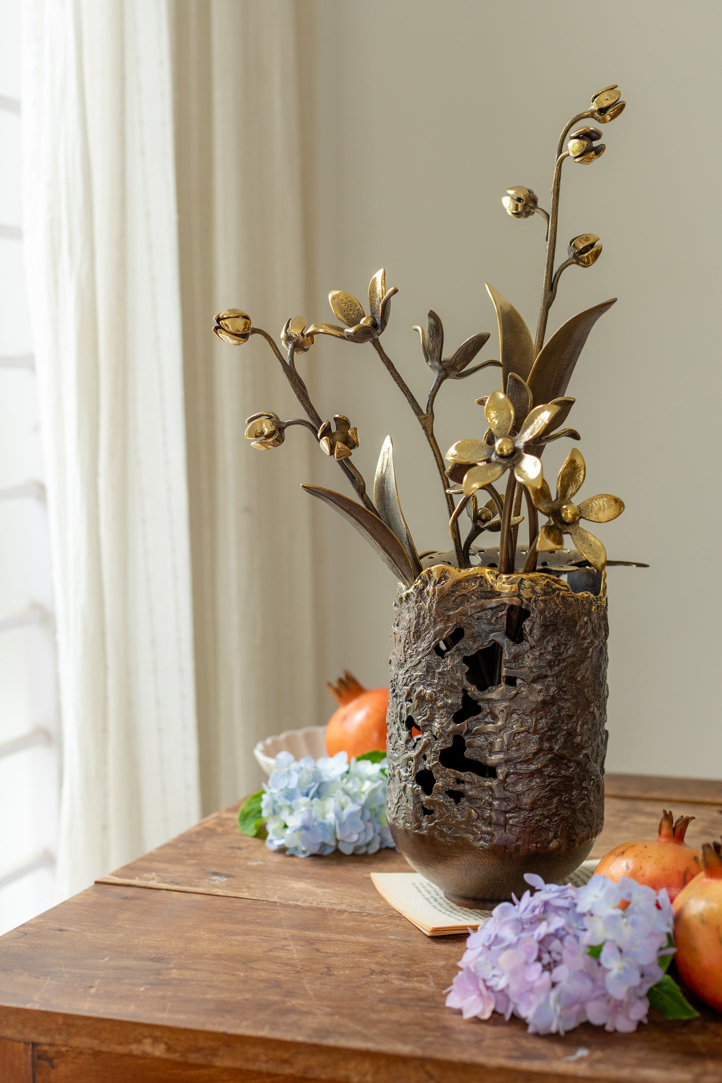 ORGANIC VASE
