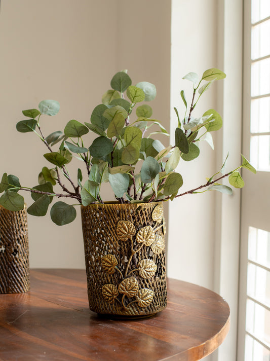 WOVEN VASE