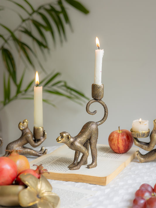 MONKEY TAIL CANDLE HOLDER